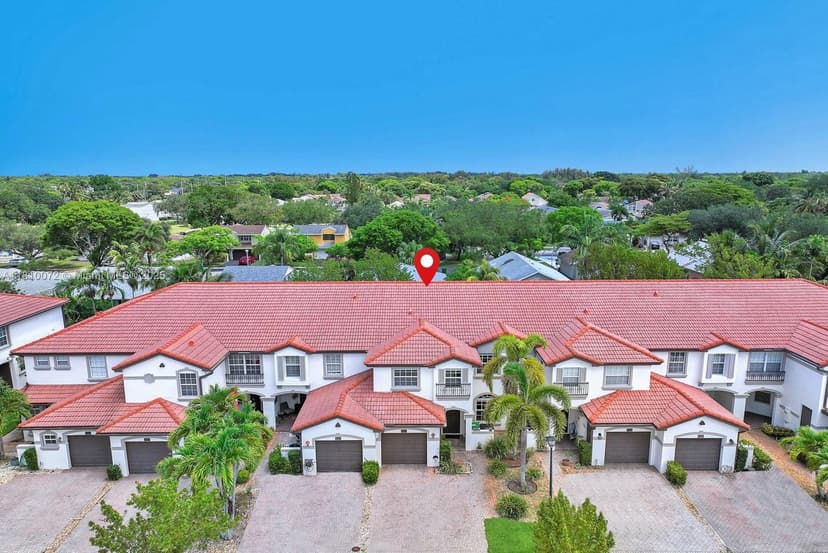 9741 Darlington Pl, Cooper City FL 33328