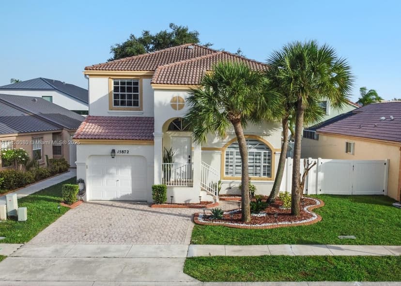 15872 NW 21st St, Pembroke Pines FL 33028