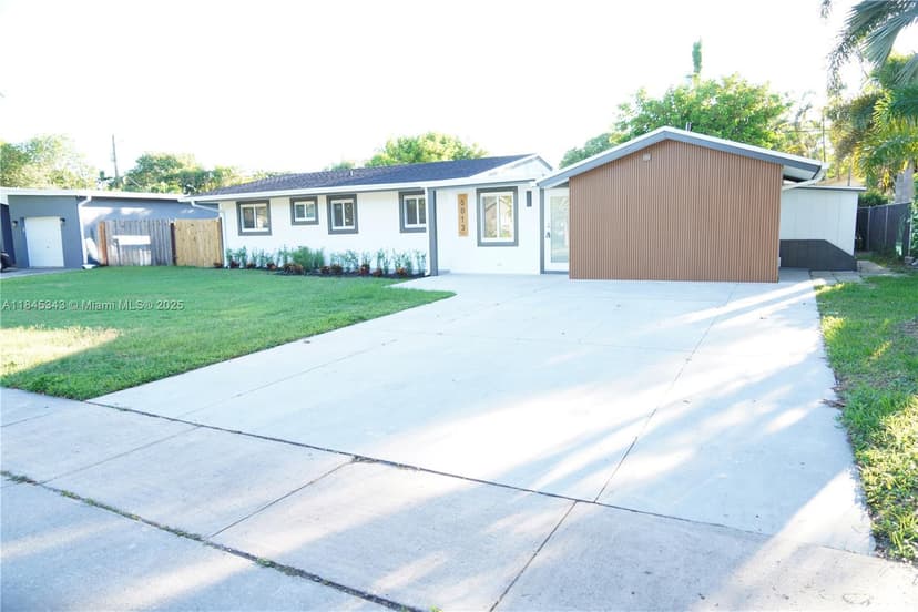 5013 SW 90th Ter, Cooper City FL 33328