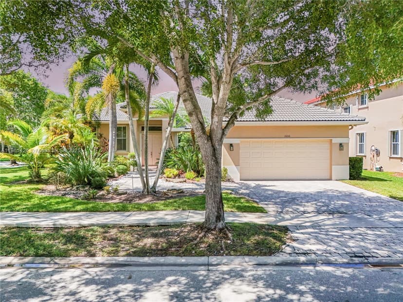 1600 Blue Jay Cir, Weston FL 33327