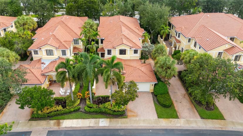 1559 Passion Vine Cir # 2, Weston FL 33326