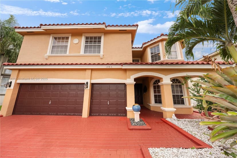 1443 SW 161st Ave, Pembroke Pines FL 33027