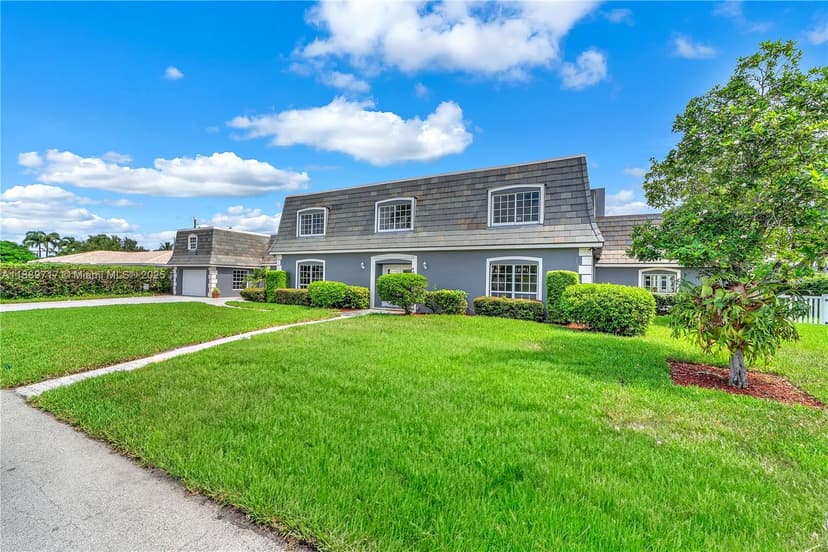 4440 NE 23rd Ave, Lighthouse Point FL 33064