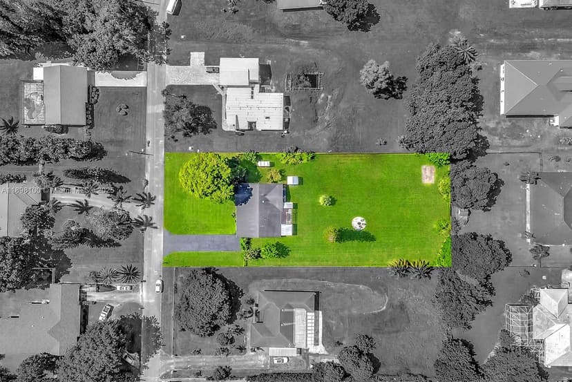 17041 SW 48th St, Southwest Ranches FL 33331