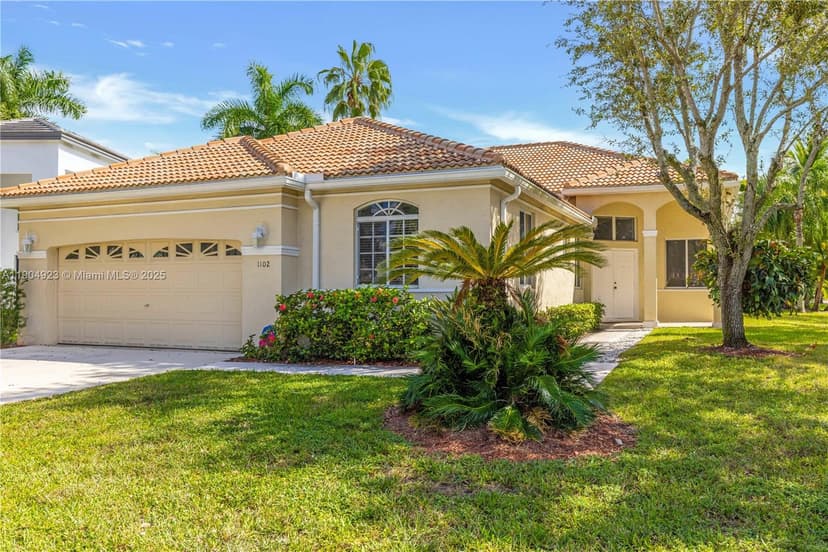 1102 Camellia Cir, Weston FL 33326