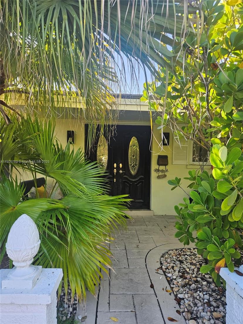 4521 NE 15th Ter, Oakland Park FL 33334