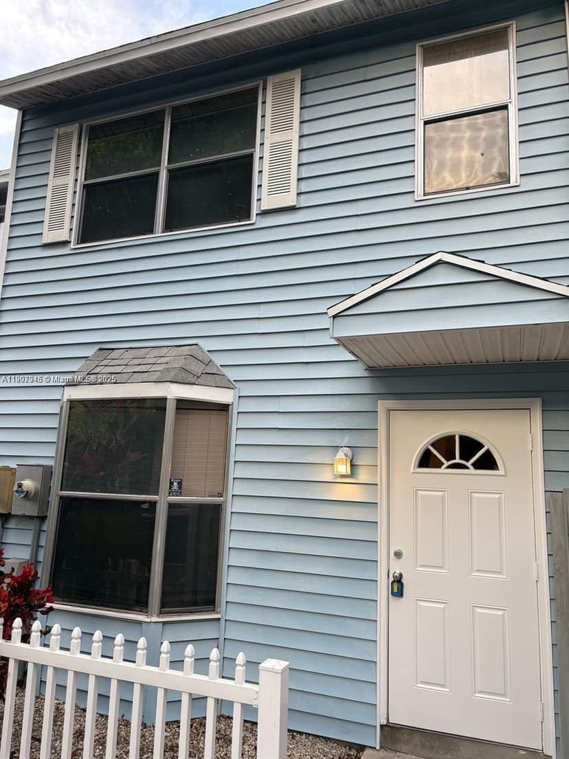 1921 NE 15th Ave, Fort Lauderdale FL 33305