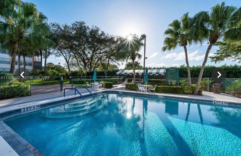 1400 Saint Charles # 505, Pembroke Pines FL 33026