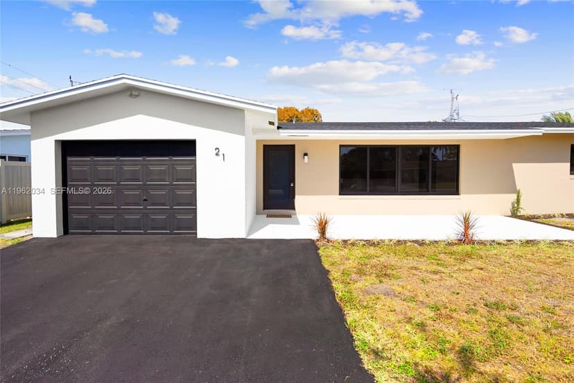 21 SE 7th St, Pompano Beach FL 33060