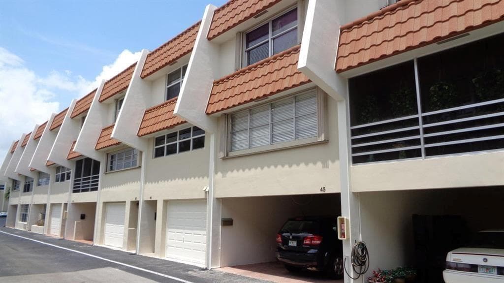 5555 N OCEAN Boulevard # 45, Lauderdale By The Sea FL 33308 - Lauderdale By The Sea, FL - Photo 1
