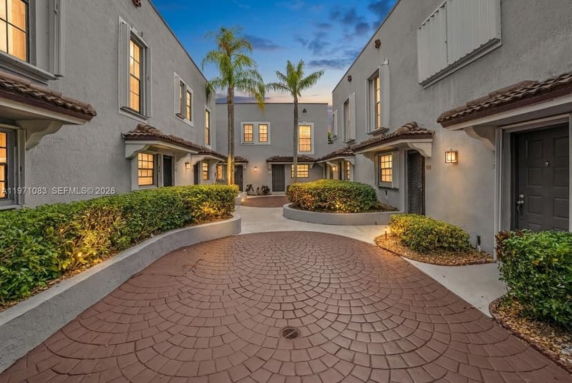 11625 NW 11Th St # 11625, Pembroke Pines FL 33026