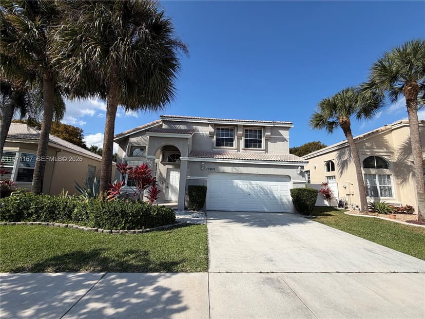 15871 NW 14th Rd, Pembroke Pines FL 33028
