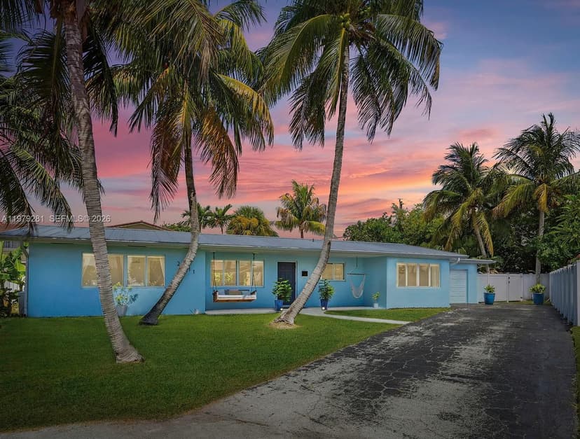 2211 NE 35th Ct, Lighthouse Point FL 33064