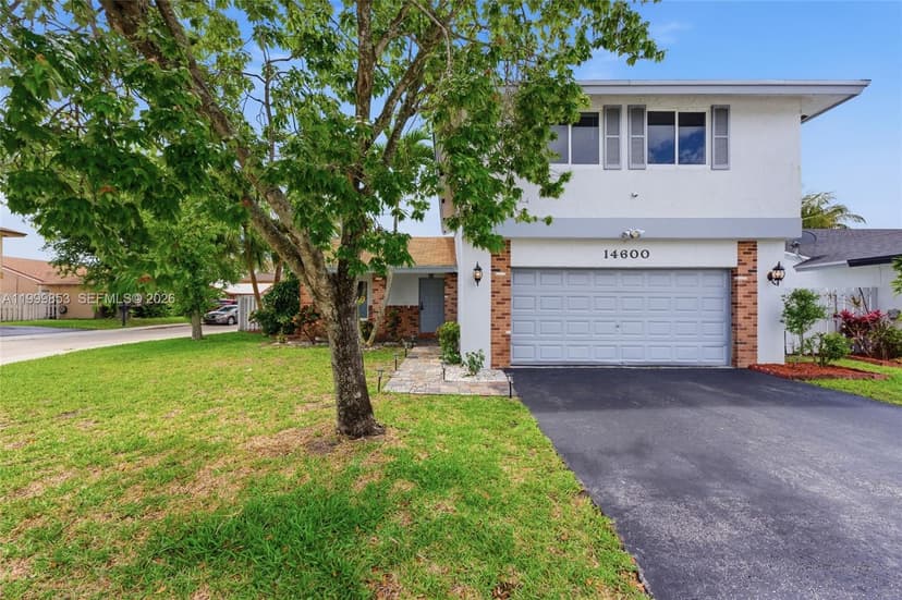 14600 Ashland Pl, Davie FL 33325