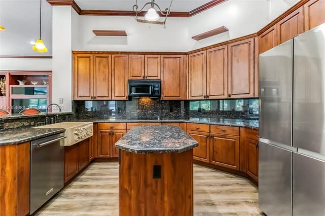 13860 SW 40th St, Davie FL 33330 - Davie, FL - Photo 6