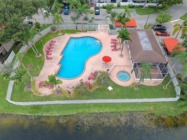 11444 NW 10th St # 11444, Pembroke Pines FL 33026 - Pembroke Pines, FL - Photo 7