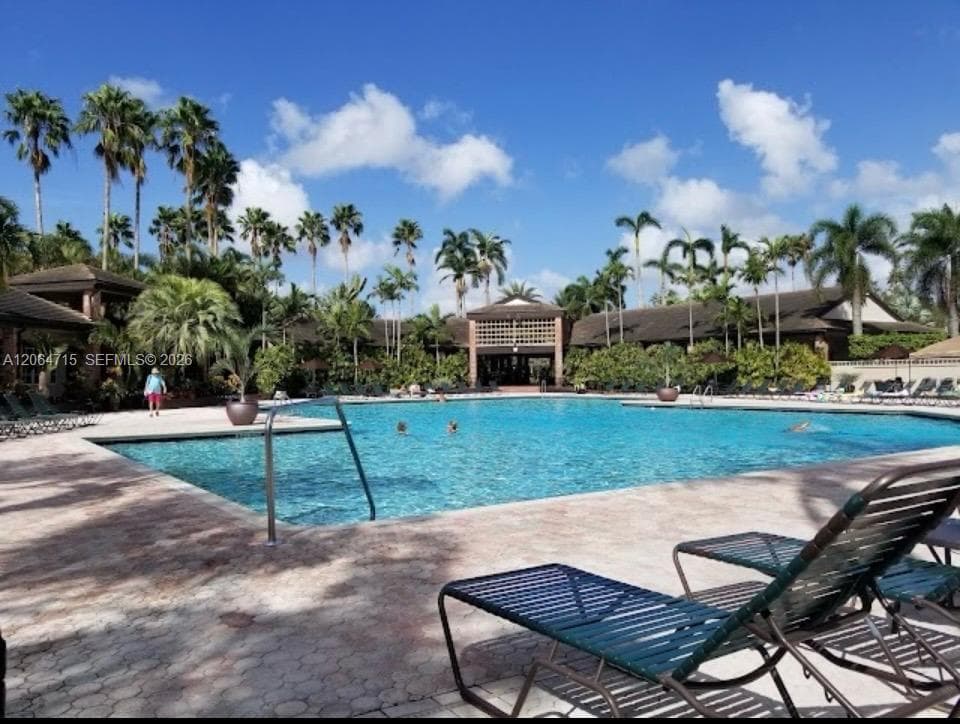 11008 Mainsail Dr, Cooper City FL 33026 - Cooper City, FL - Photo 1
