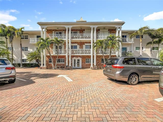 1198 HILLSBORO MILE # 334, Hillsboro Beach FL 33062 - Hillsboro Beach, FL - Photo 4
